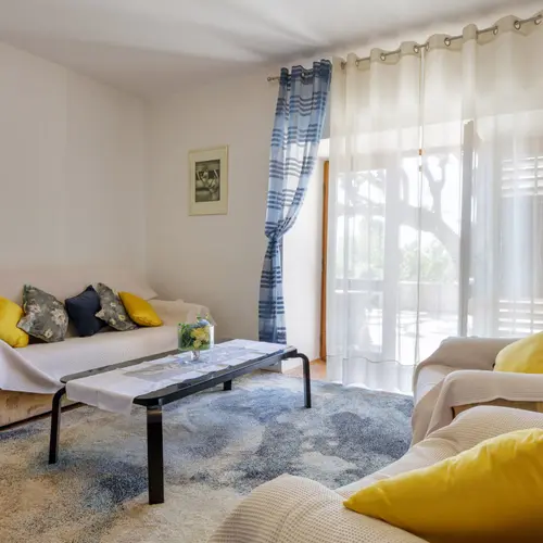 Željka_Marić_Podstrana_20180408-scaled